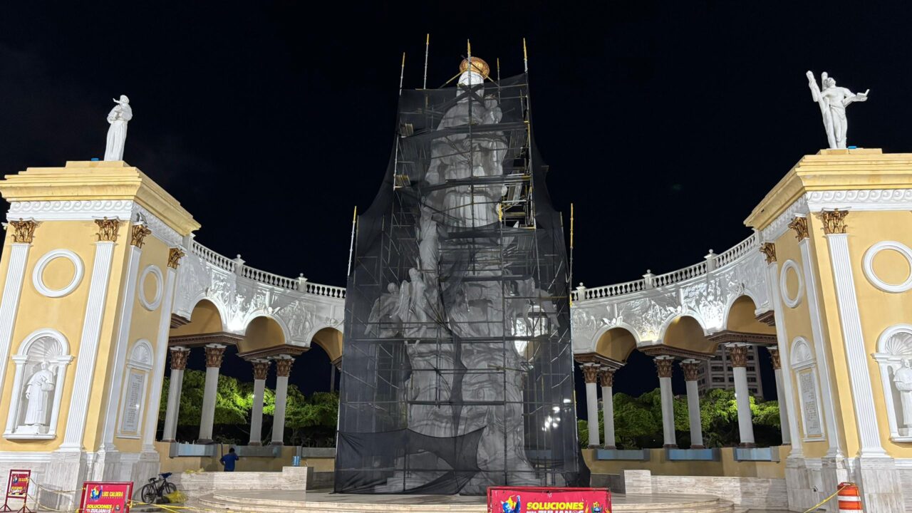 Monumento a la Chinita lucirá renovado en la Bajada de la Virgen tras rehabilitación ejecutada por la Gobernación