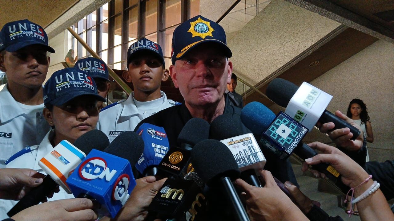 Maracaibo Refuerza su Seguridad: El Alcalde Di Martino Celebra un Año Más de la V Cohorte de POLIMARACAIBO
