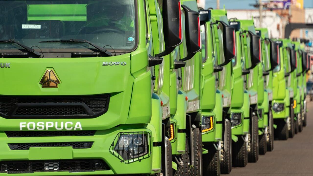 ¡Optimizar frecuencia de rutas!   Nuevos compactadores de basura llegan    a la ciudad en alianza Alcaldía de       Maracaibo y Fospuca