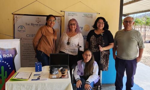 Joven barquisimetana con discapacidad recibe beca para estudios universitarios