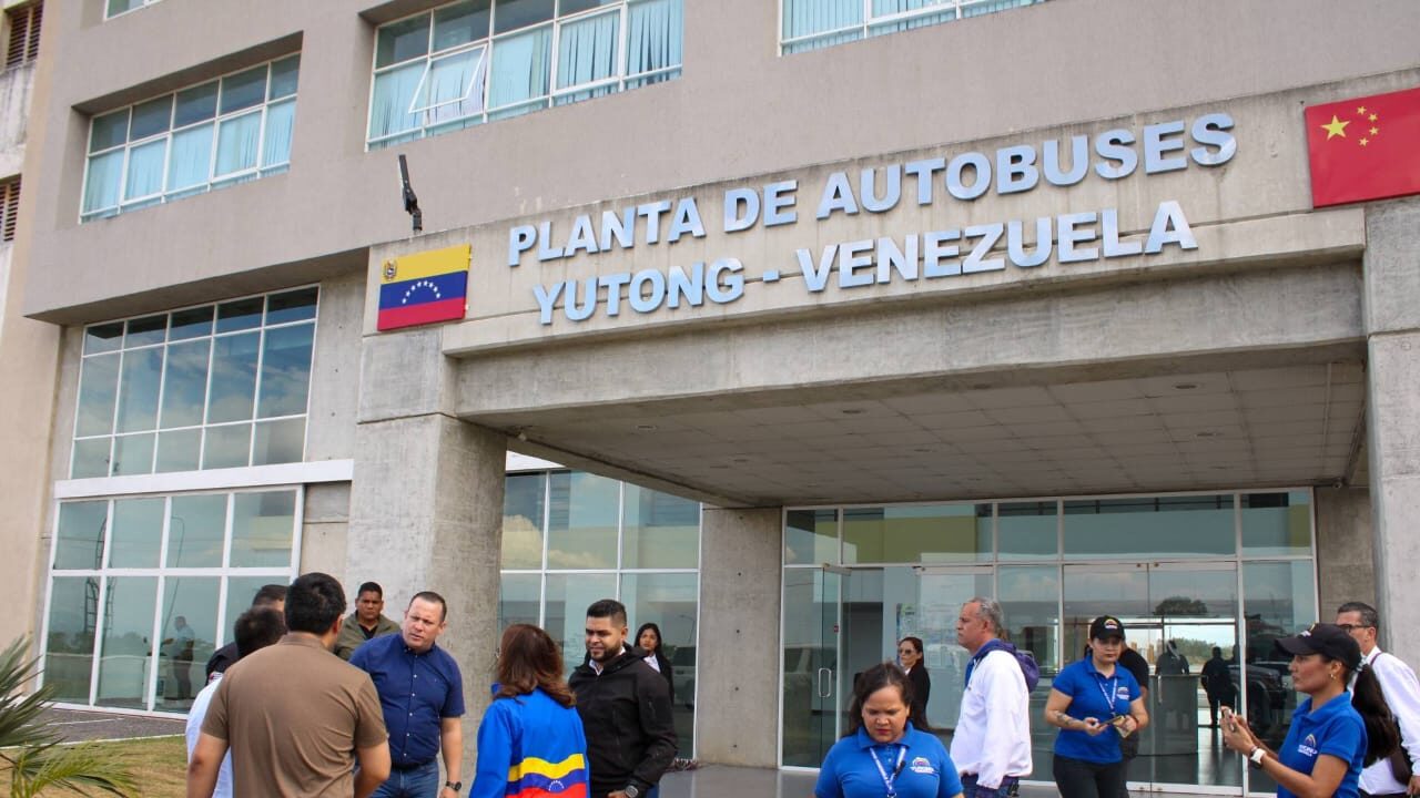 Planta Yutong inicia nueva etapa para potenciar la movilidad en todo el país