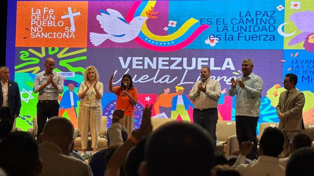 Presidenta (E) Delcy Rodríguez: Me pongo al frente con el gobernador para resolver los problemas del Zulia