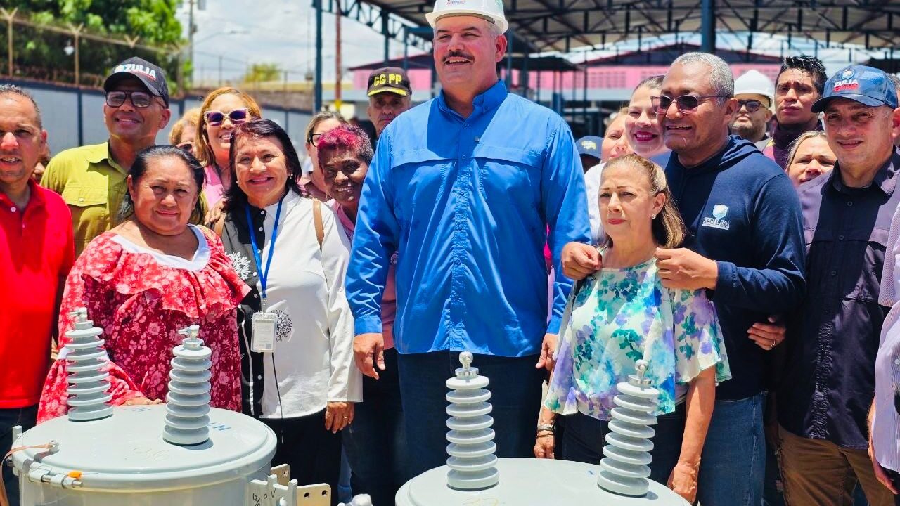 Gobernador Luis Caldera lidera la entrega de 150 nuevos transformadores para los 21 municipios del estado
