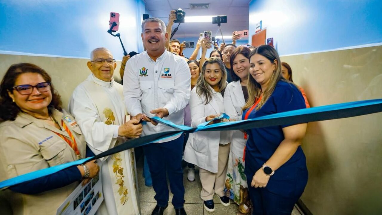 Gobernador Caldera entrega rehabilitadas y equipadas UCI, Unidad de Imágenes y Rayos X del Hospital II de Niños de Maracaibo