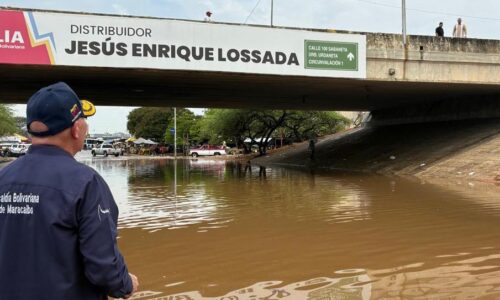 Alcalde Giancarlo Di Martino y equipo de la Alcaldía de Maracaibo atienden afectaciones por la lluvia caída en Maracaibo