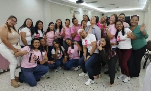 Maquíllate Desce Cero: El Amor propio en forma de taller, para pacientes oncológicos con la estilista, Noyra Soto