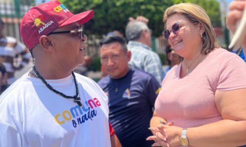 Dessiree Fernández acompaña jornada comunal en la parroquia Chiquinquirá