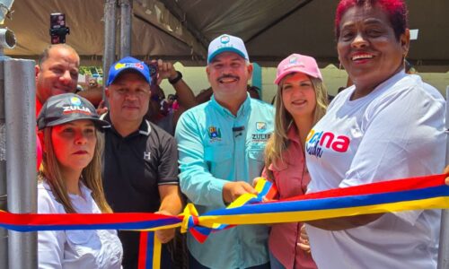 Gobernación del Zulia potencia el “Obratón Comunal” con entrega de consultorios médicos y maquinaria agrícola en la parroquia Luis Hurtado Higuera
