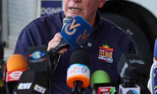 Di Martino: “En mes y medio llegan las dos esculturas en homenaje a Luis Aparicio
