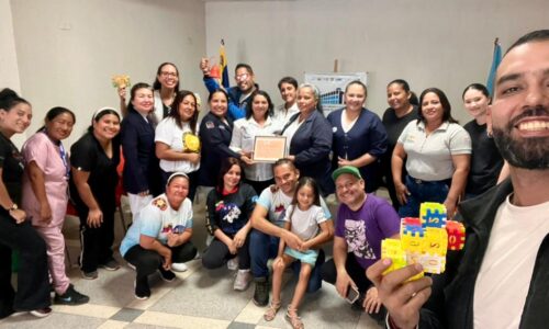 Conversatorio: El Juego y la Risa para ayudar en los procesos de sanidad impacta en el Hospital Universitario de Maracaibo