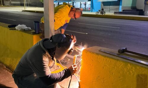 El llamado es a tener más conciencia ciudadanaIMTCUMA refuerza seguridad en paso peatonal entre Cima y Gran Bazar