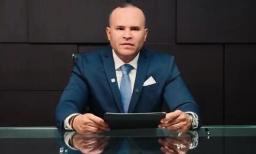 Abogado Juan Pablo Montiel pide acelerar reapertura de consulados en EE.UU.