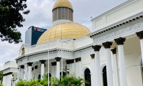 Abogado zuliano consignó ante la AN pruebas sobre presuntas irregularidades en el SJP del Zulia