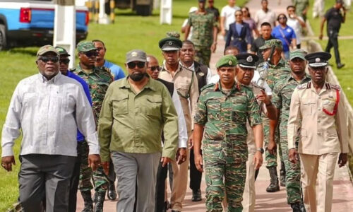 Guyana apela al «orden interno» y moviliza apoyo militar ante el diferendo con Venezuela por el Esequibo