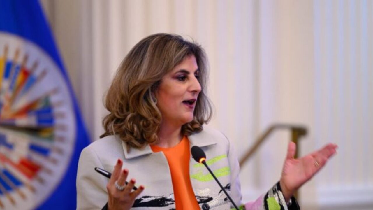 Laura Gil, diplomática colombiana, es elegida como secretaria general adjunta de la OEA