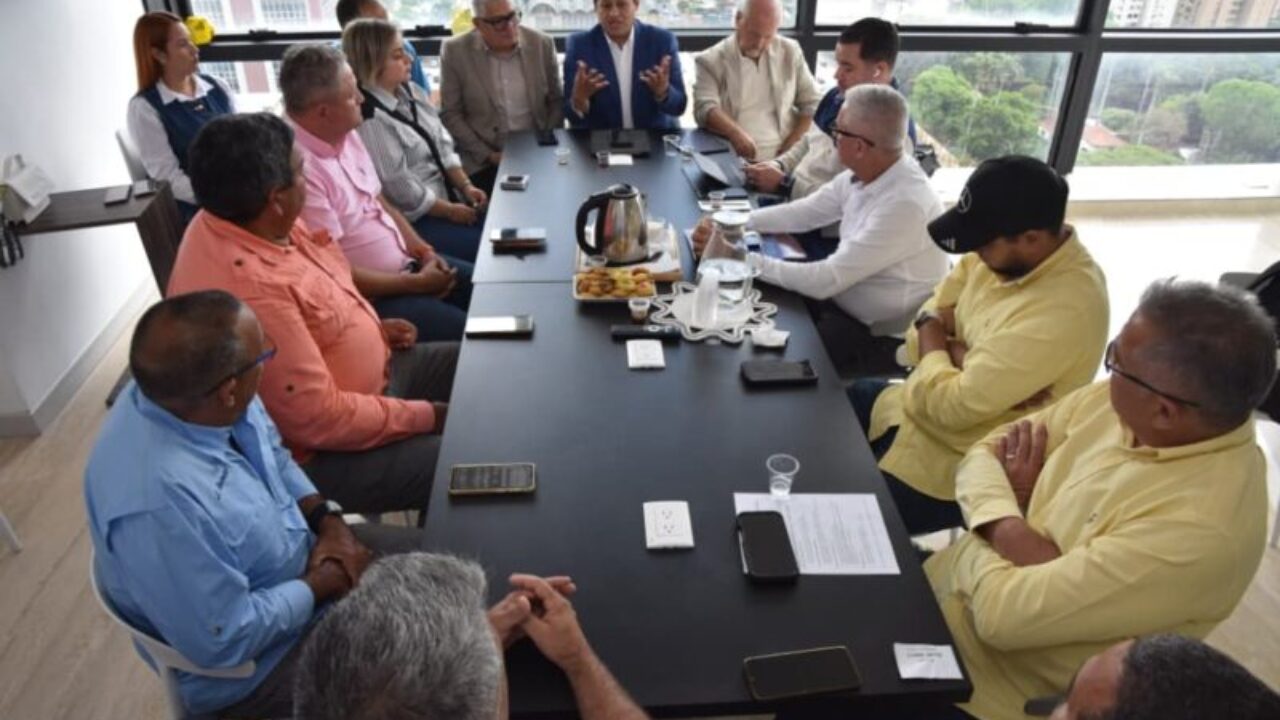 Consetransporte lanza llamado urgente para atender la crisis del sector de carga pesada en Venezuela