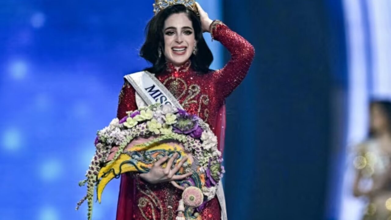 Fátima Bosch, representante de México, gana Miss Universo 2025