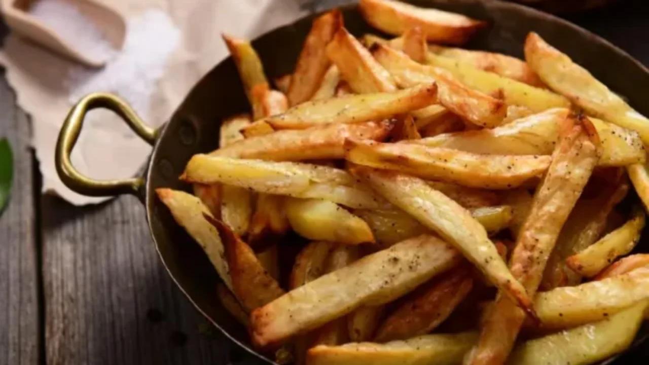 Origen de las papas fritas: una venganza fallida y dos países en disputa hasta hoy