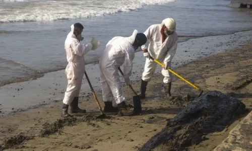 Emergencia ecológica en el Caribe: Venezuela exige indemnización y reportes técnicos a Trinidad y Tobago por derrame petrolero