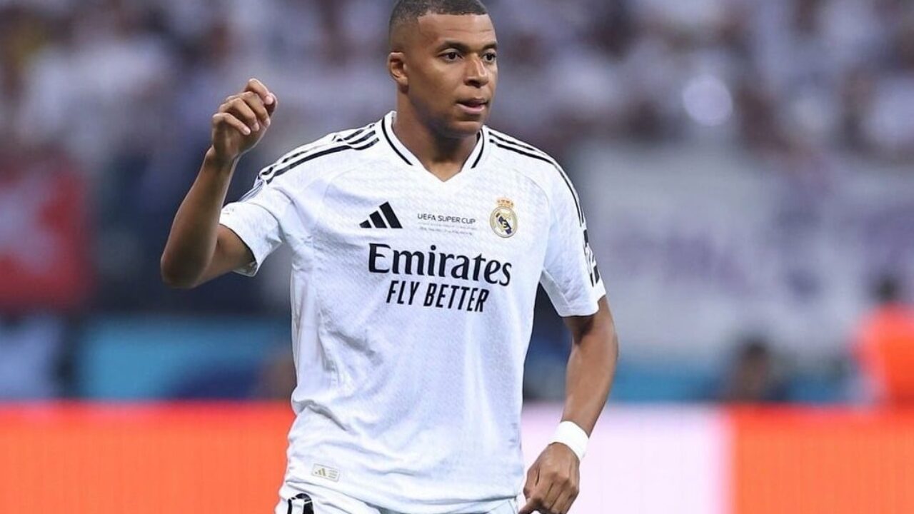 Mbappé anota el primer gol con el Real Madrid y le da el primer título de la temporada