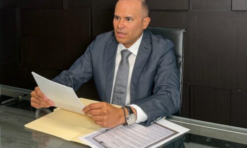 Abogado zuliano denuncia extorsión tras campaña de difamación en redes sociales