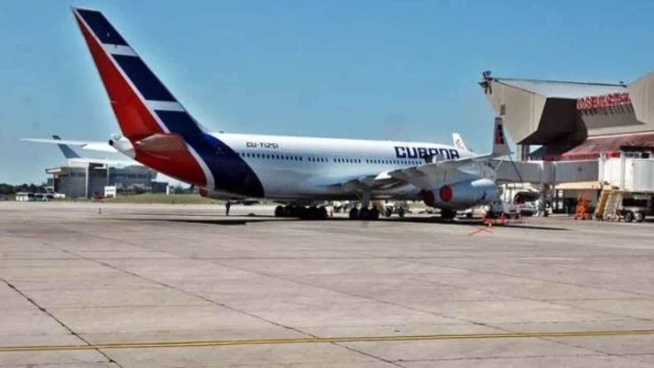 Alerta aeronáutica: Cuba comunica cese de suministro de combustible para aviones en las próximas 24 horas