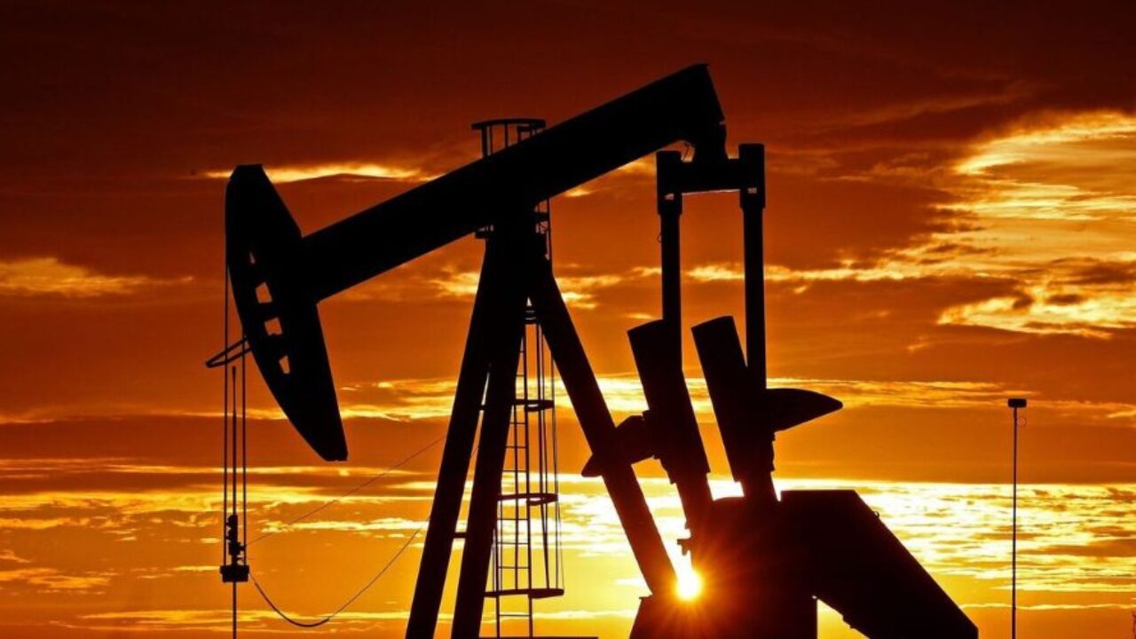 Petróleo en alza: el Brent escala a 115 dólares tras ataques masivos a la infraestructura energética del Golfo