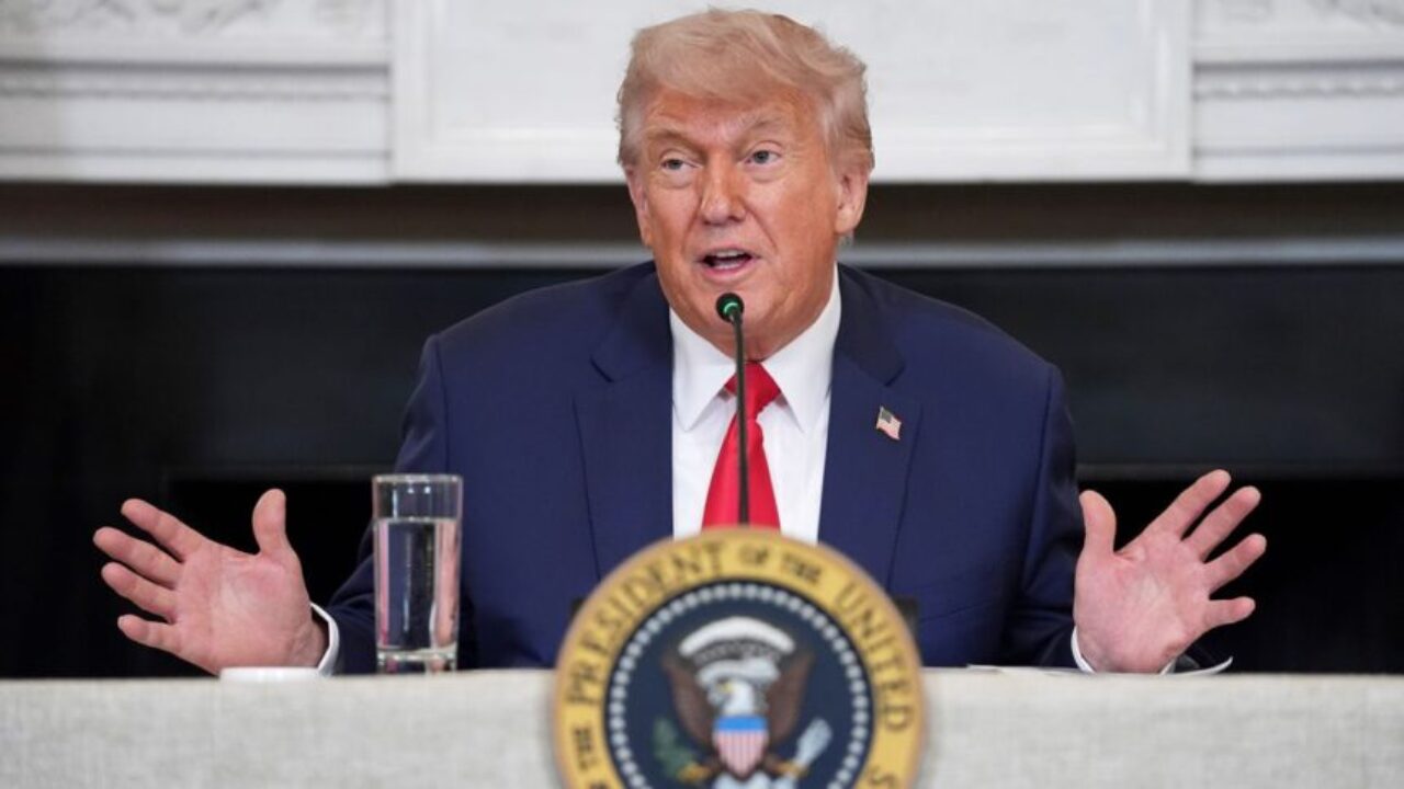 Advertencia de Trump tras subida de los precios del petróleo