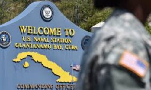 El secretario de Guerra de EE.UU., Pete Hegseth, llegó este miércoles a la Base Naval de Guantánamo, Cuba