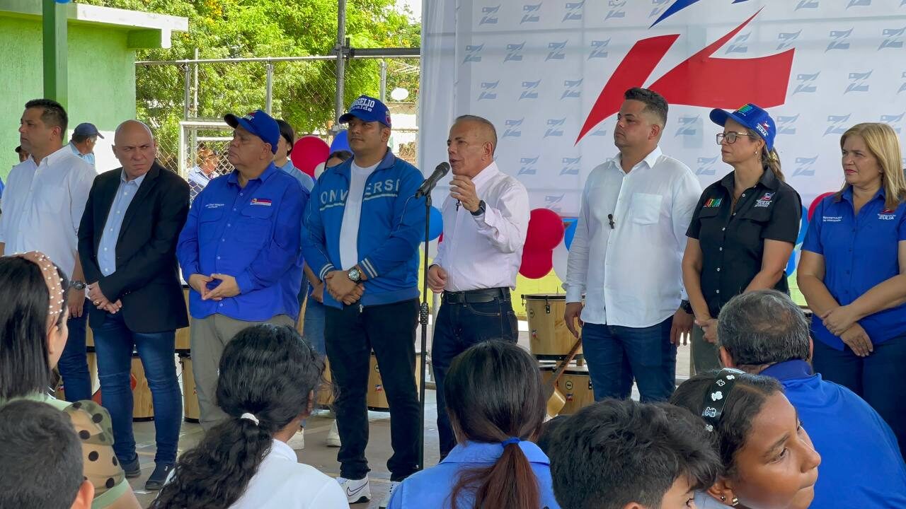 Gobernador Rosales promueve enseñanza de la gaita zuliana y lleva programas sociales a Simón Bolívar