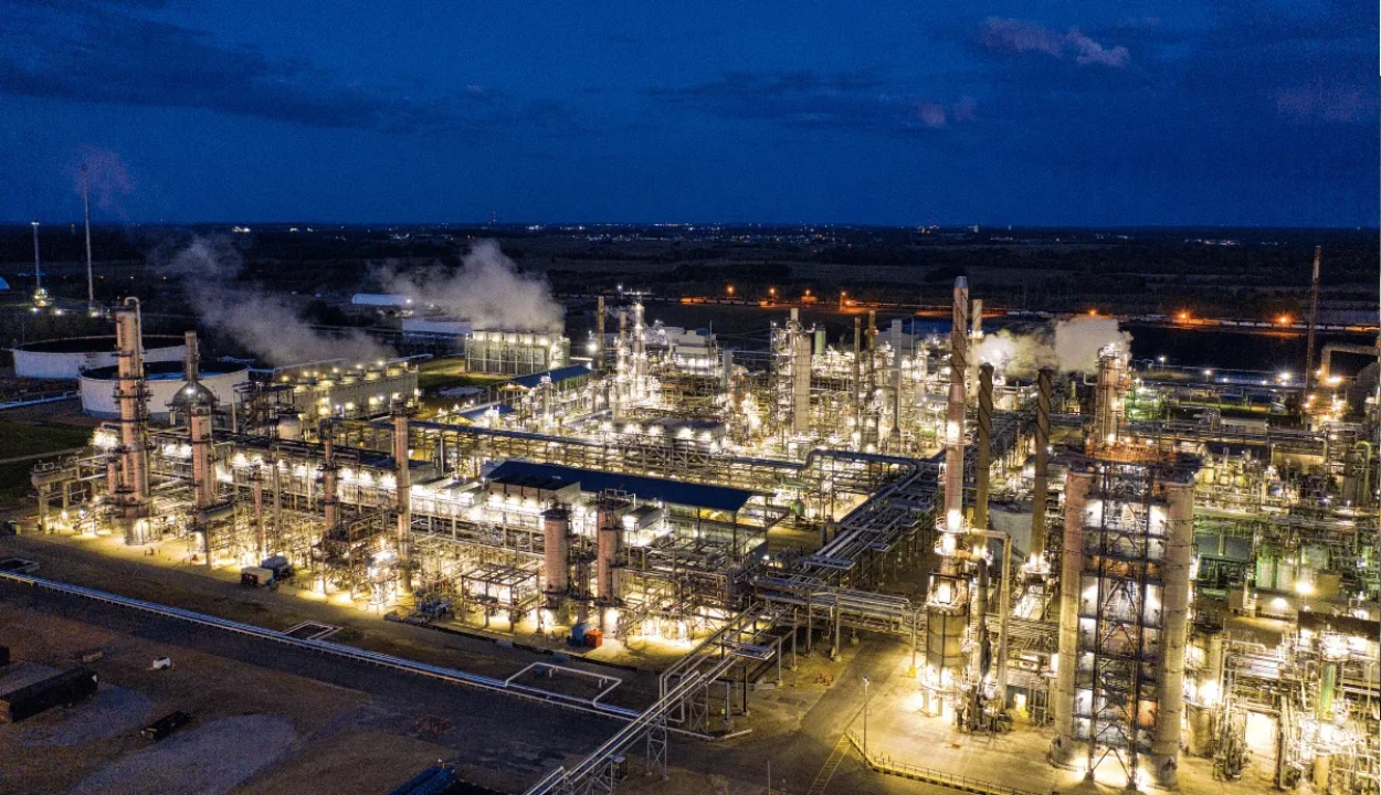 Retorno condicionado: Transnacionales petroleras aceleran su regreso a Venezuela pero frenan grandes inversiones