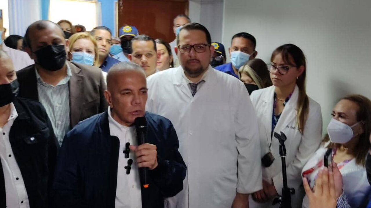 Rosales inaugura la recuperación y modernización de espacios en el Hospital Dr. Regulo Pachano