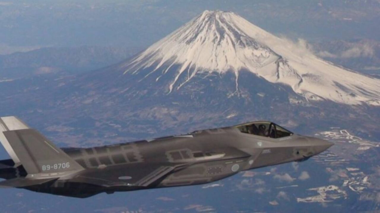 Japón alista despliegue de aeronaves militares para evacuar ciudadanos ante crisis en Irán