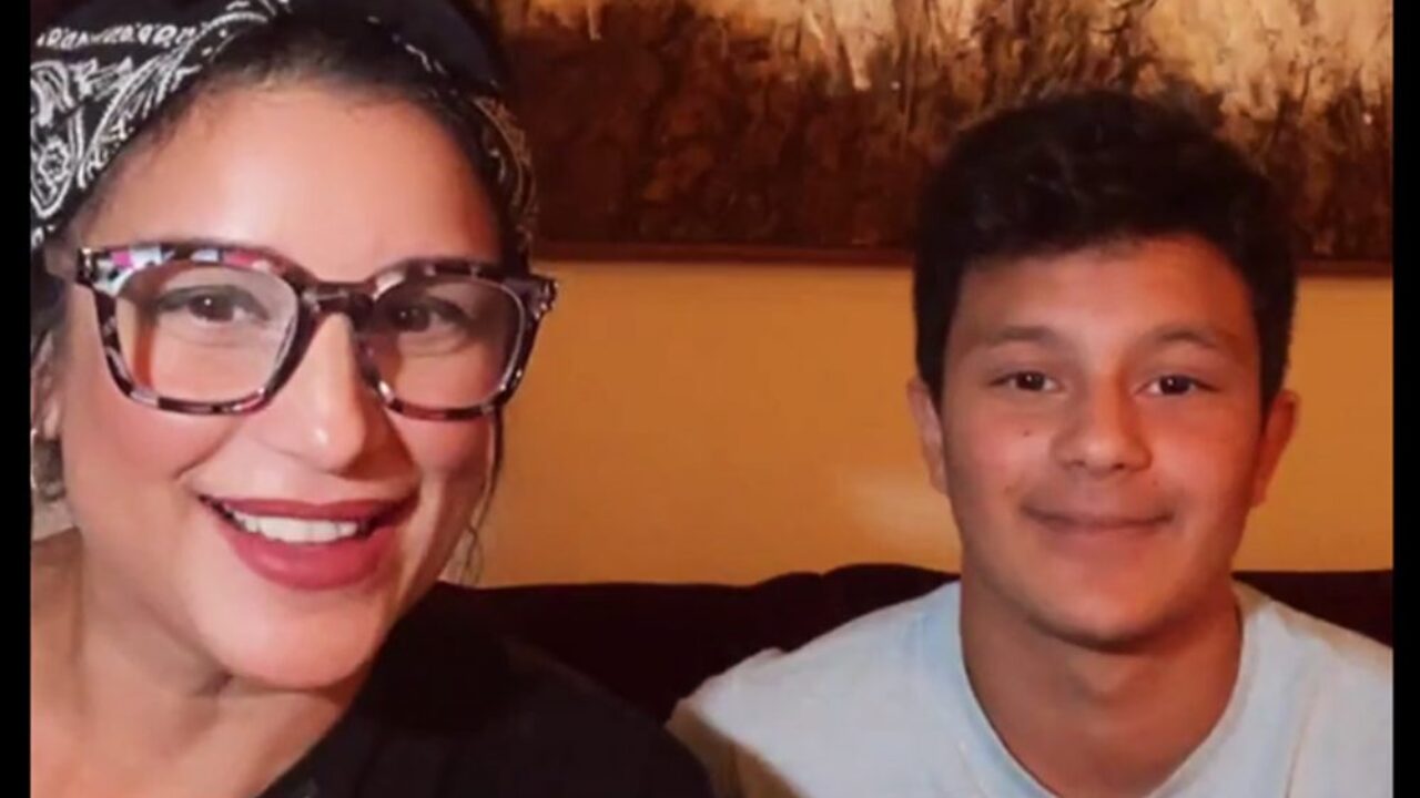 Cantante Karina reveló que su hijo Xander completó su reasignación de sexo 