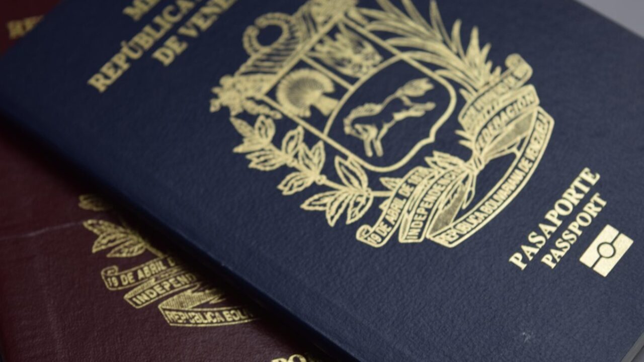ALAV anuncia nuevas excepciones para pasajeros venezolanos viajando con pasaporte vencido