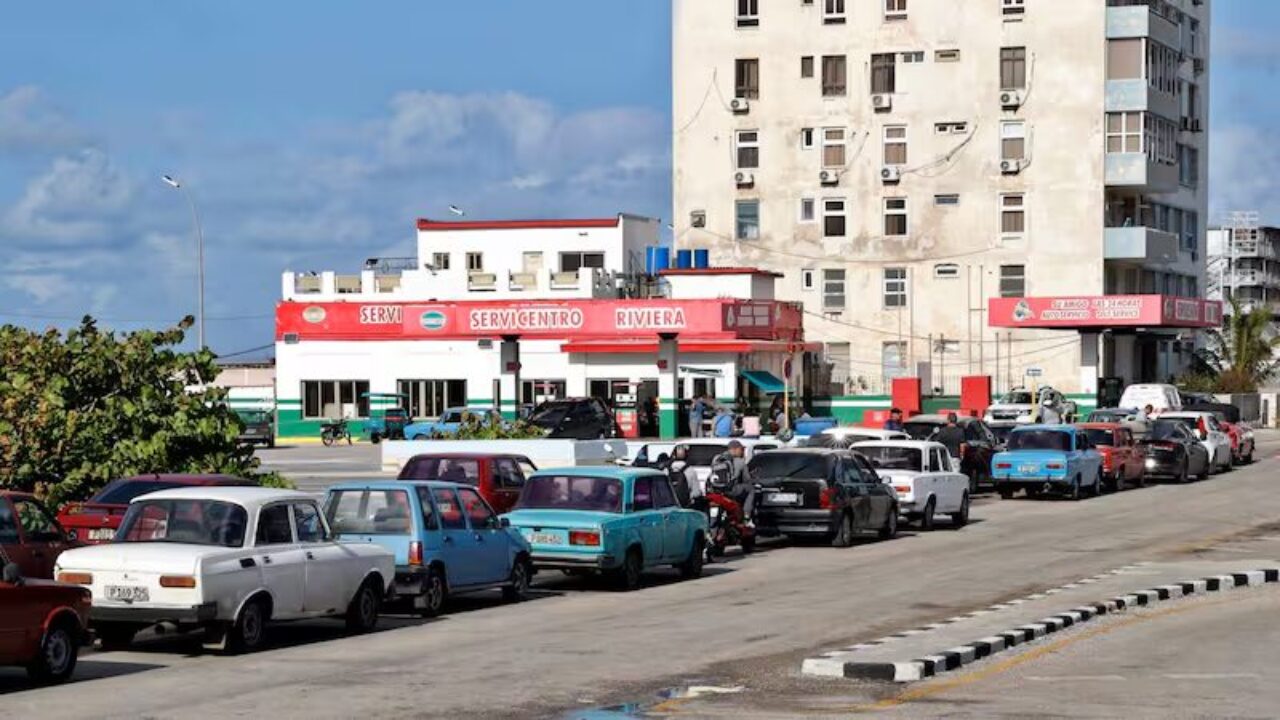 ¿Otro periodo especial? Cuba inicia cierre de hoteles y reubicación de turistas por la crisis de combustible