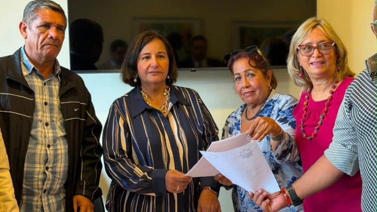 Pensionados y jubilados solicitan la incorporación prioritaria de la tercera edad en la mesa de diálogo