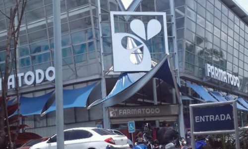 Farmatodo responde tras agresión contra empleado en la sucursal de Las Mercedes en Caracas