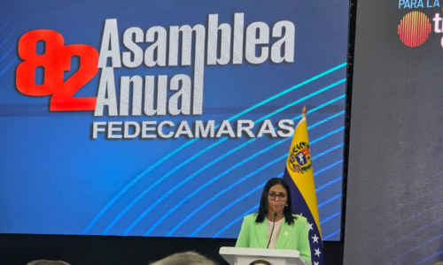 Delcy Rodríguez anuncia reforma eléctrica y decreta inicio de la Navidad en la 82.ª Asamblea Anual de Fedecámaras