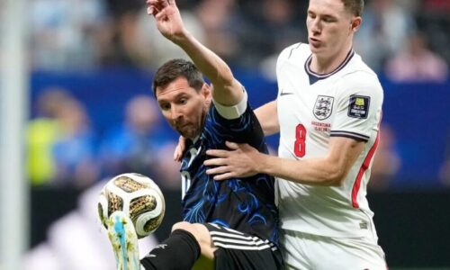 Argentina derrota a Inglaterra 2-1 y se mete en la final de la Copa del Mundo