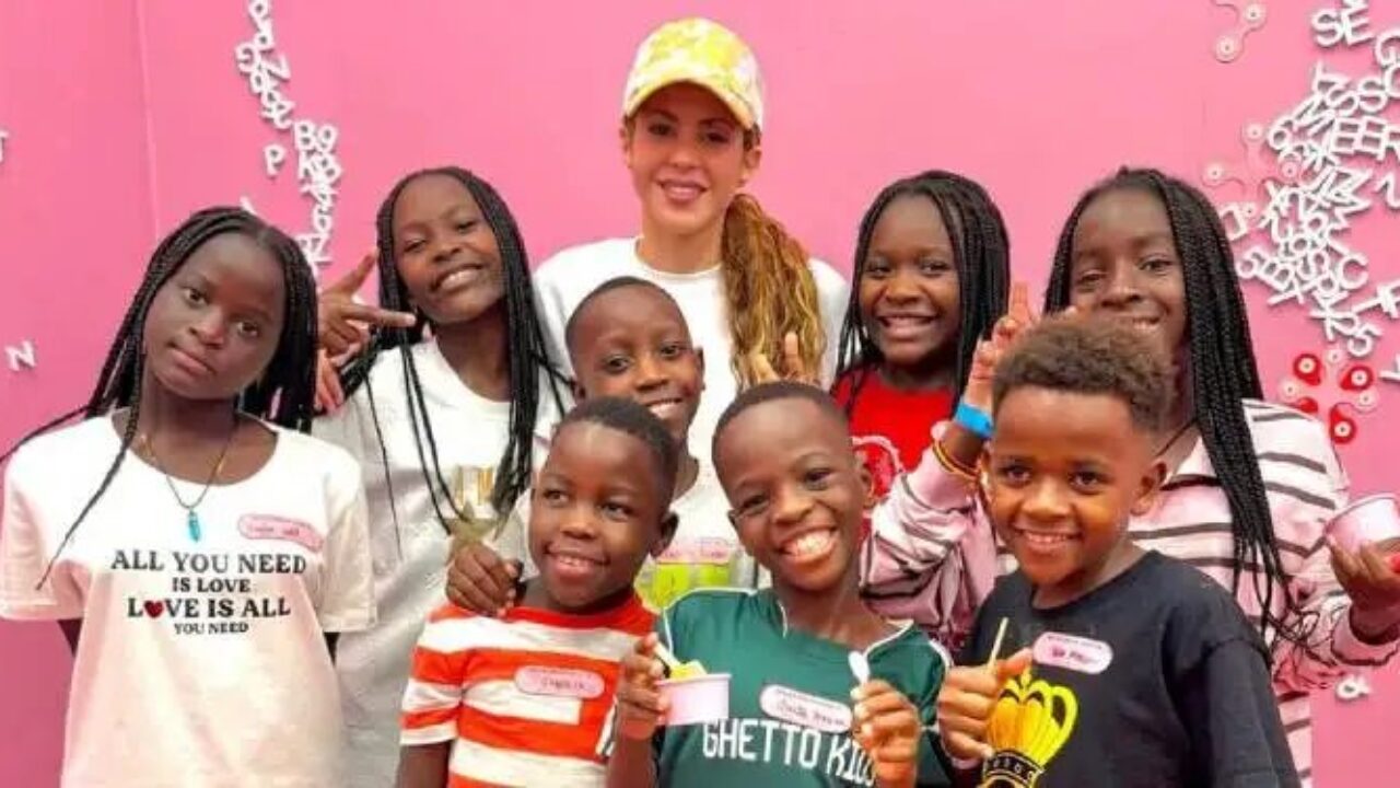 Shakira se despide conmovida de los pequeños bailarines de Ghetto Kids “Ahora los amo como si fueran hijos míos”