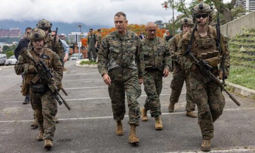 Comando Sur garantiza despliegue total en Venezuela: «Estaremos aquí por tierra, mar y aire»