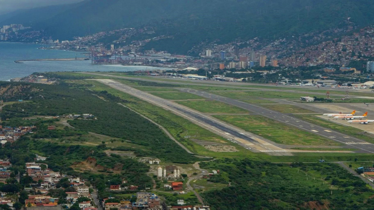 La Guaira reactiva su puerto y aeropuerto para restablecer el intercambio comercial