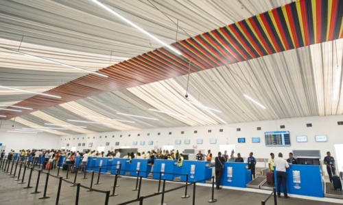 Herederos de Carlos Cruz-Diez alertan «sobre uso no autorizado de su obra «en espacios temporales del aeropuerto de Maiquetía