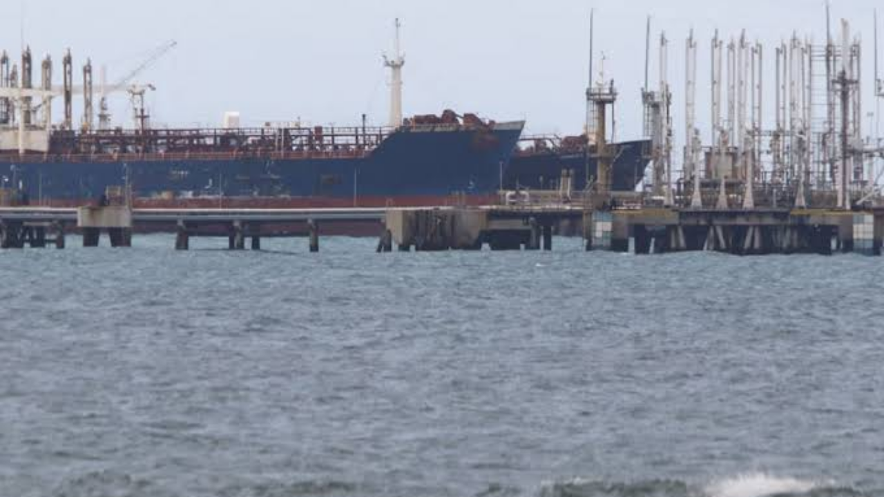Venezuela se afianza como el segundo proveedor clave de petróleo para las refinerías de EE.UU.