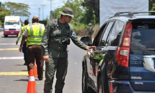 Ningún funcionario puede quitarte la cédula en puntos de control: La Ley de Identificación sanciona esta práctica