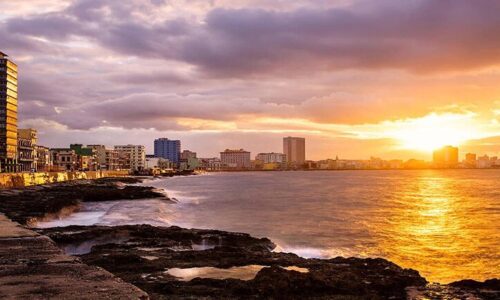 Golpe definitivo al turismo: Cadenas hoteleras españolas Iberostar y Barceló abandonan Cuba tras sanciones de EE. UU.