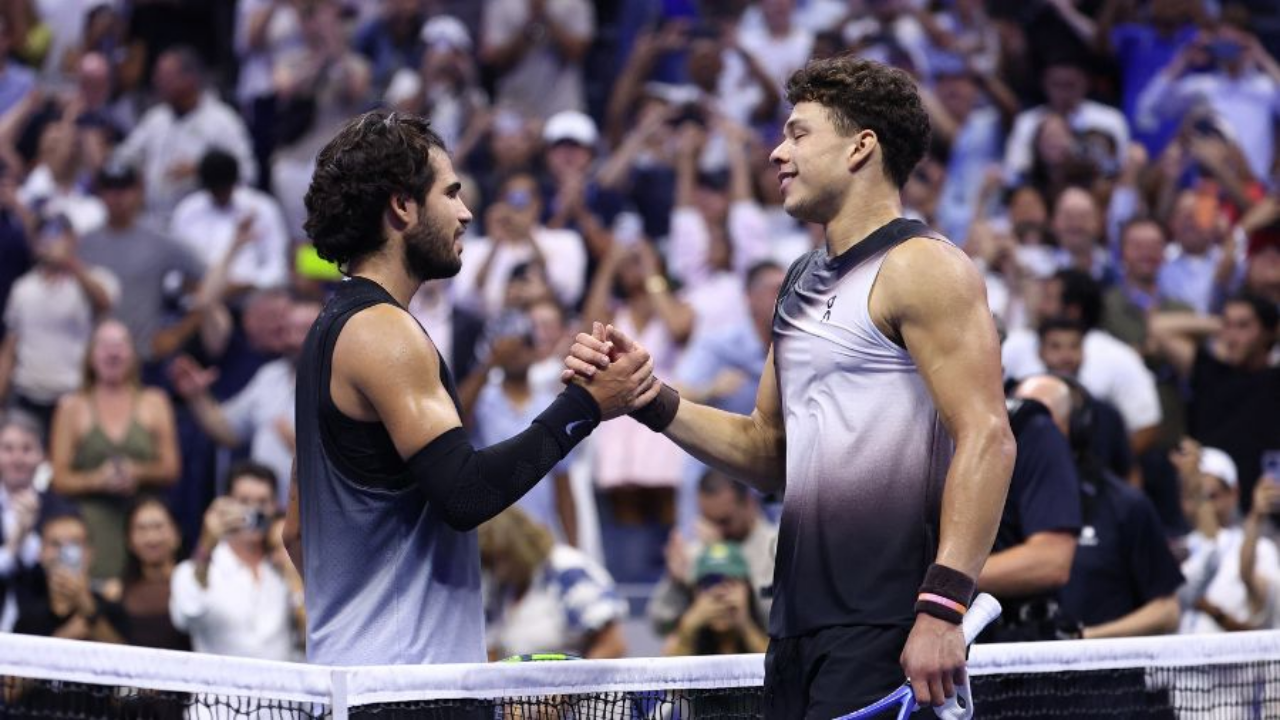 Ben Shelton destrona a Carlos Alcaraz en un épico e histórico duelo de madrugada en el US Open