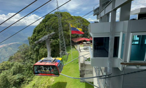 Reabren el Teleférico Mukumbarí de Mérida tras culminar trabajos de modernización técnica