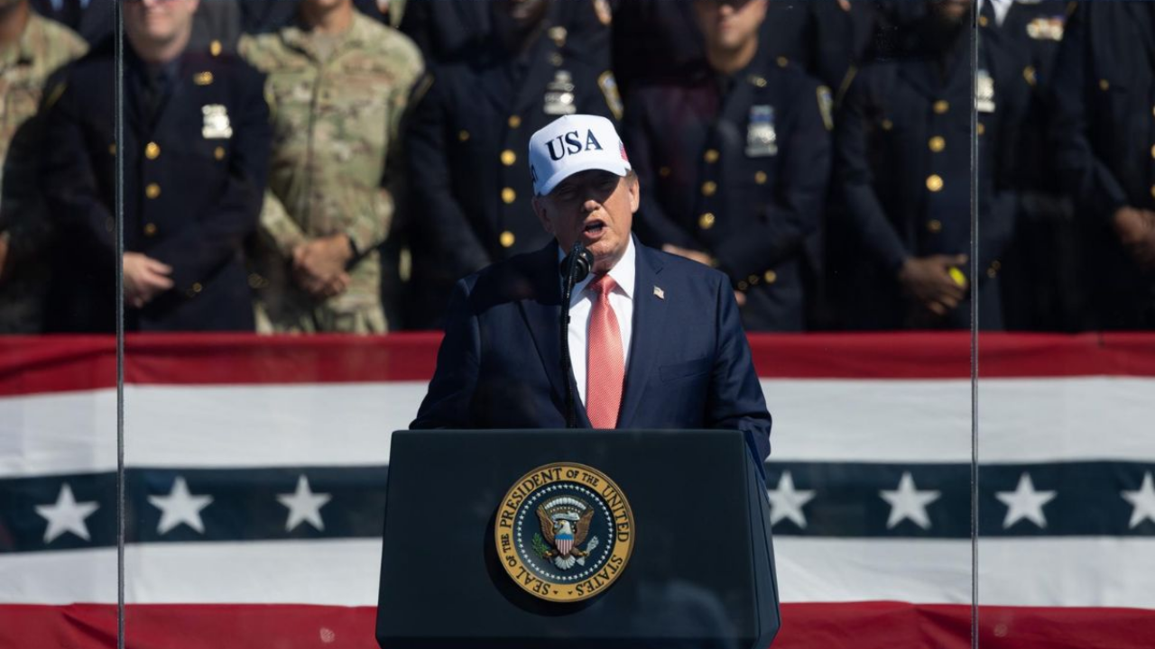 Donald Trump encabeza la conmemoración del 25.º aniversario del 11-S en el Pentágono